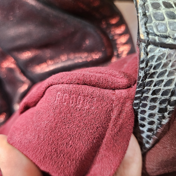 Auth LOUIS VUITTON SNAKESKIN TRIMMED MONOGRAM KALAHARI PM Bag Limited $4800 - Picture 11 of 12